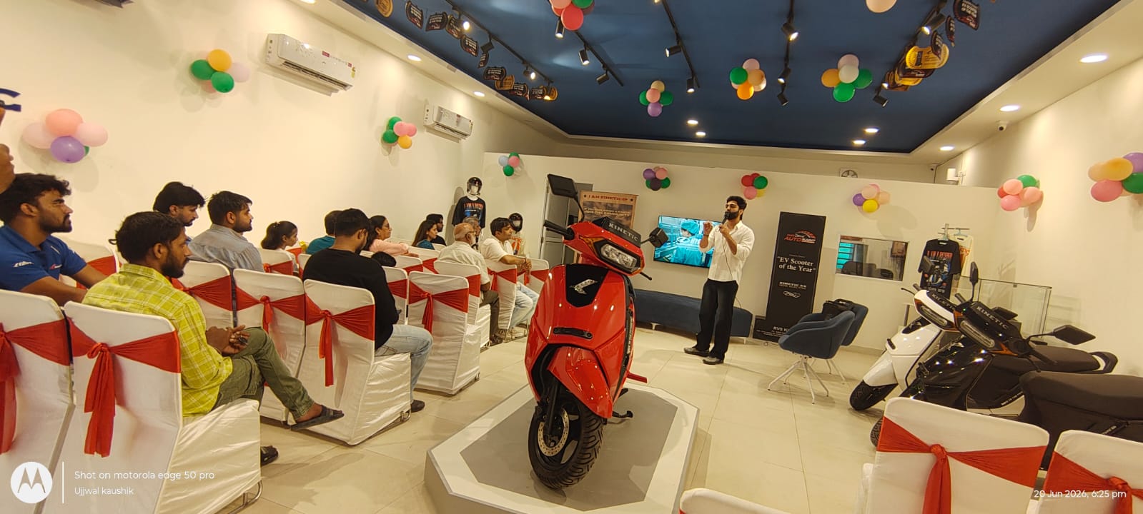 Kinetic DX Experience Center